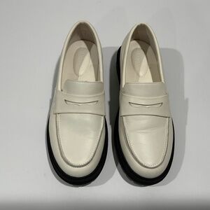 Quince Sz 8 Italian Leather Lug Sole Loafer Bone Off White